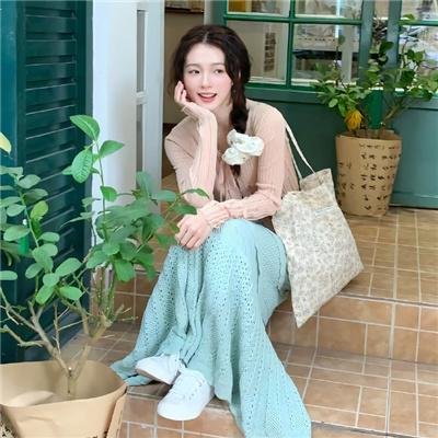 为她破戒，嗜血傅爷轻声哄她吻她