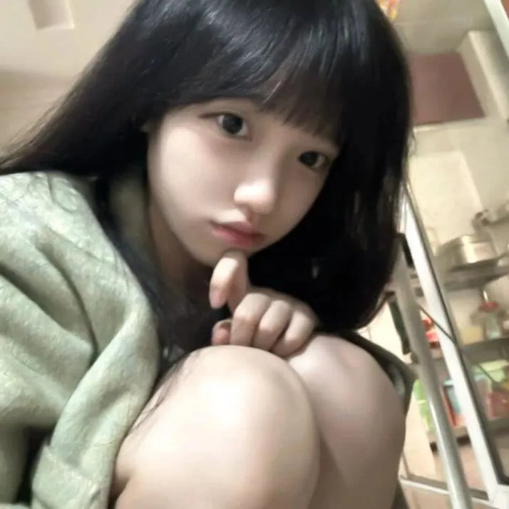 所以和金牌经纪人在一起了